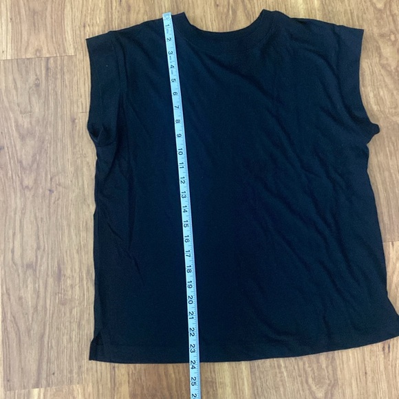 a new day Black crewneck t-shirt - Picture 9 of 10